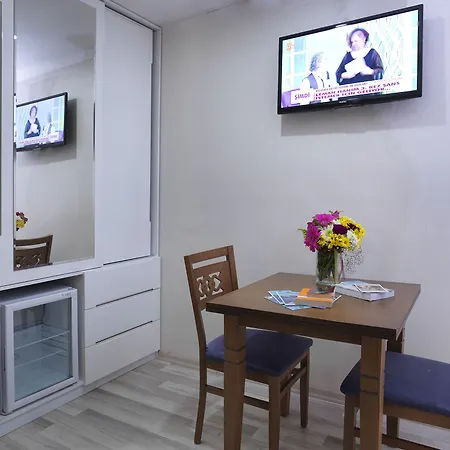 Monarch 3* Стамбул